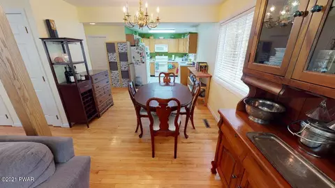103 Summer Dr, Dingmans Ferry, PA 18328 photo 9