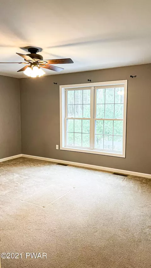 159 Fox Rd, Dingmans Ferry, PA 18328 photo 31