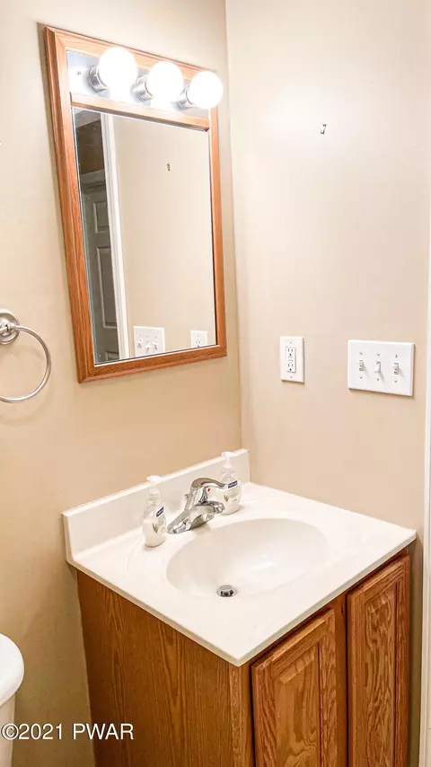 159 Fox Rd, Dingmans Ferry, PA 18328 photo 44