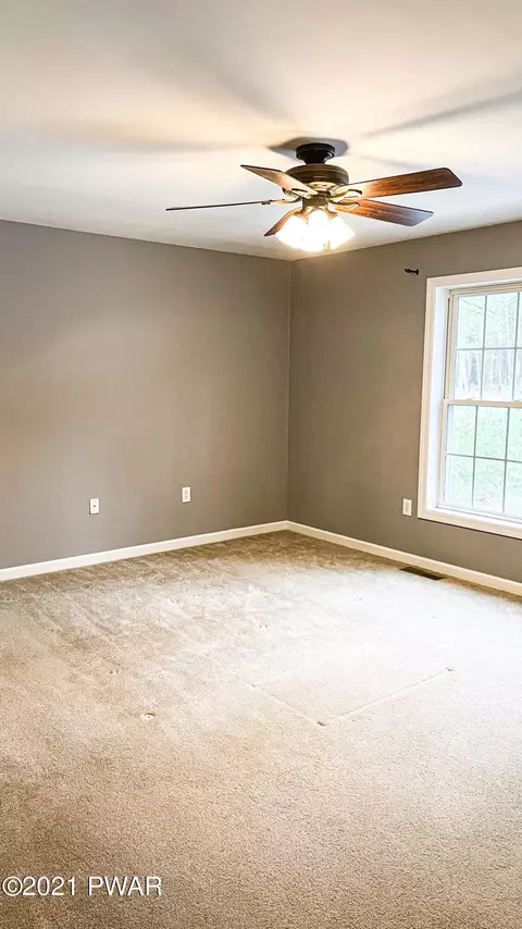159 Fox Rd, Dingmans Ferry, PA 18328 photo 32