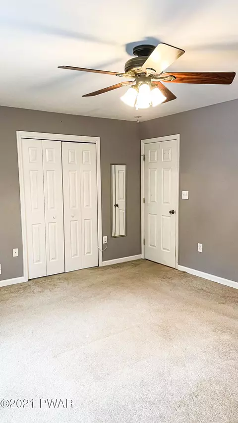 159 Fox Rd, Dingmans Ferry, PA 18328 photo 33