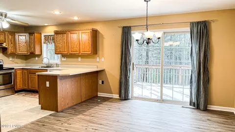 159 Fox Rd, Dingmans Ferry, PA 18328 photo 21