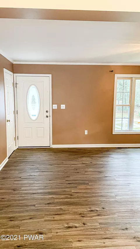 159 Fox Rd, Dingmans Ferry, PA 18328 photo 27