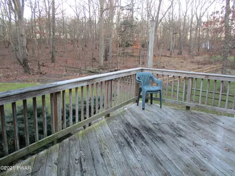 2273 Walnut Trl, Bushkill, PA 18324 photo 22