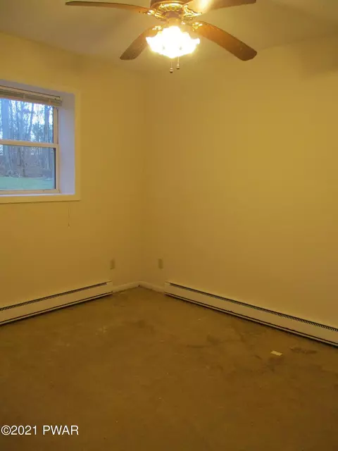2273 Walnut Trl, Bushkill, PA 18324 photo 18