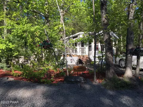 4549 S Shohola Pkwy, Shohola, PA 18458