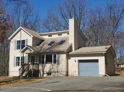 179 Spring Dr, Dingmans Ferry, PA 18328 photo 1
