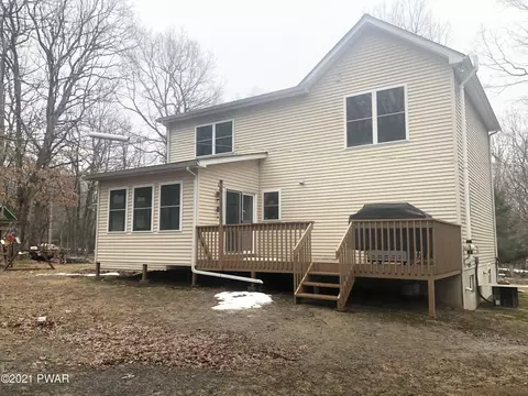 179 Spring Dr, Dingmans Ferry, PA 18328 photo 22