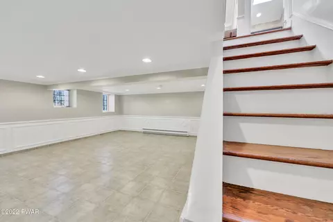 135 Spring Dr, Dingmans Ferry, PA 18328 photo 24