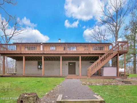 124 E Lake Dr, Dingmans Ferry, PA 18328 photo 30