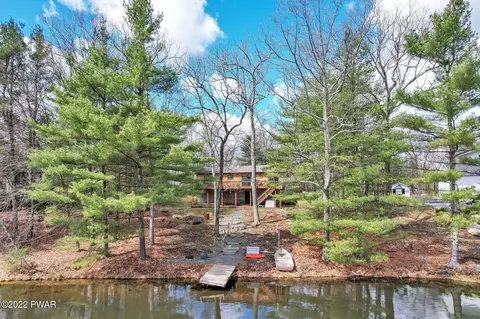 124 E Lake Dr, Dingmans Ferry, PA 18328 photo 35