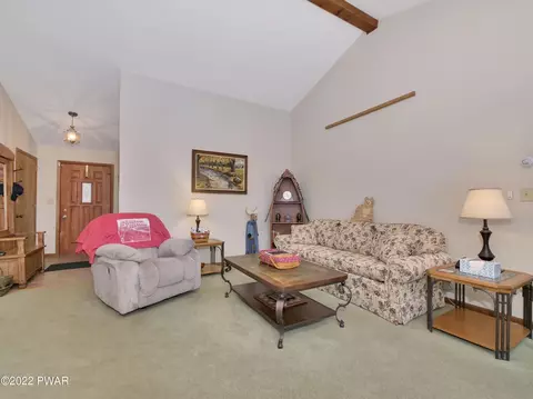 124 E Lake Dr, Dingmans Ferry, PA 18328 photo 18