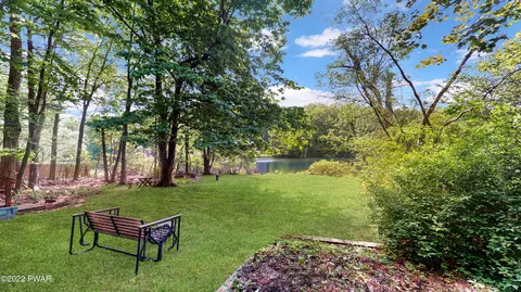131 Outer Dr, Dingmans Ferry, PA 18328 photo 22