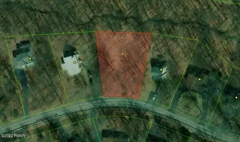 152 Dunchurch Dr, Bushkill, PA 18324