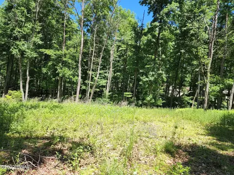 152 Dunchurch Dr, Bushkill, PA 18324 photo 7