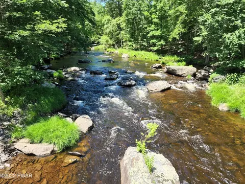 152 Dunchurch Dr, Bushkill, PA 18324 photo 21