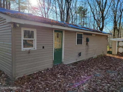 175 Cypress Rd, Dingmans Ferry, PA 18328 photo 3
