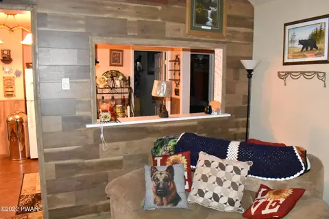 237 Brewster Rd, Dingmans Ferry, PA 18328 photo 7