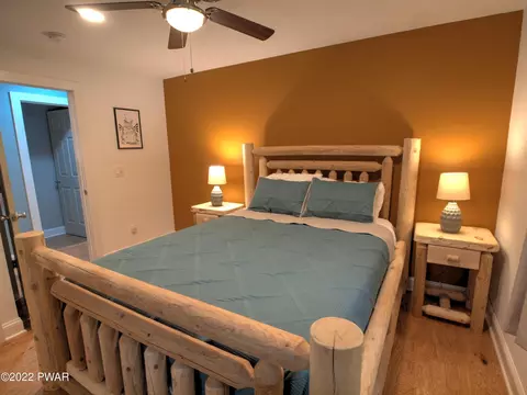 136 Lightning Way, Paupack, PA 18451 photo 32