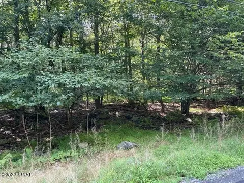 lot Apt 1008 Chokeberry Dr, Milford, PA 18337