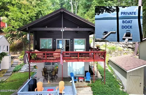108 Crestview Dr, Lakeville, PA 18438