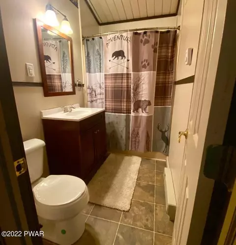1055 E Deer Run, Bushkill, PA 18324 photo 25