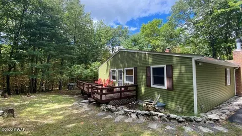 1055 E Deer Run, Bushkill, PA 18324 photo 30