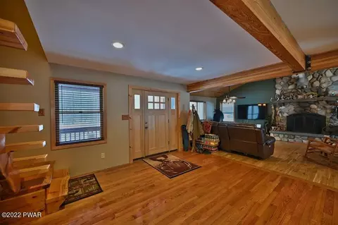 141 Split Rock Rd, Newfoundland, PA 18445 photo 28