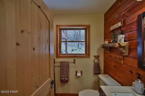 141 Split Rock Rd, Newfoundland, PA 18445 photo 59