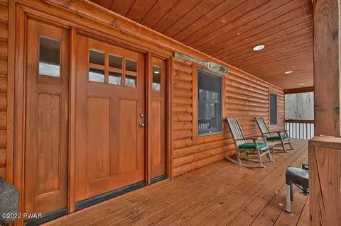 141 Split Rock Rd, Newfoundland, PA 18445 photo 6