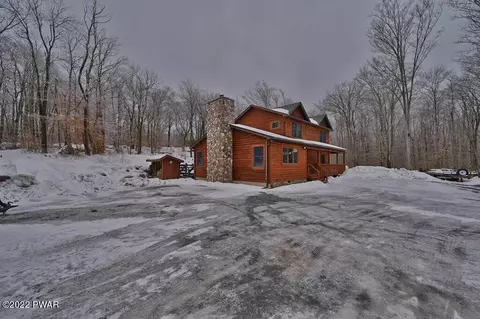 141 Split Rock Rd, Newfoundland, PA 18445 photo 8