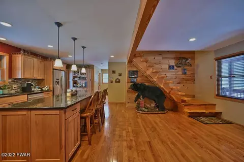 141 Split Rock Rd, Newfoundland, PA 18445 photo 31