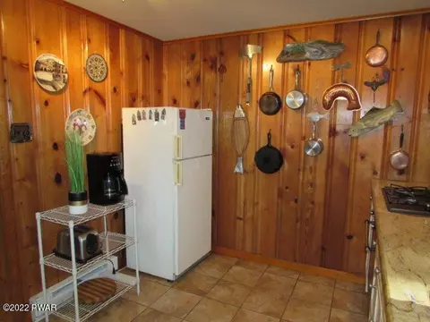 112 Brookside Dr, Dingmans Ferry, PA 18328 photo 14