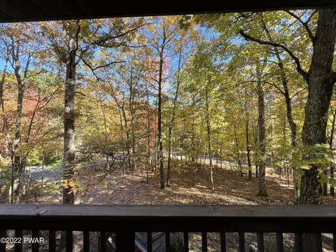 120 Game Trail Dr, Dingmans Ferry, PA 18328 photo 17