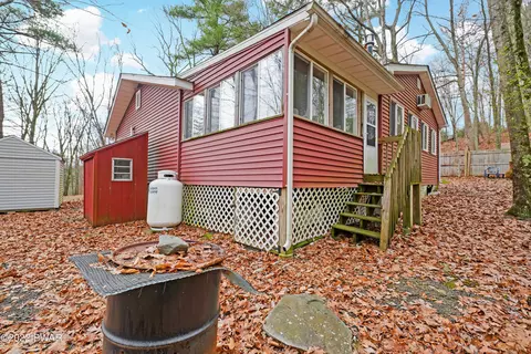 103 Timberwolf Ct, Dingmans Ferry, PA 18328 photo 6