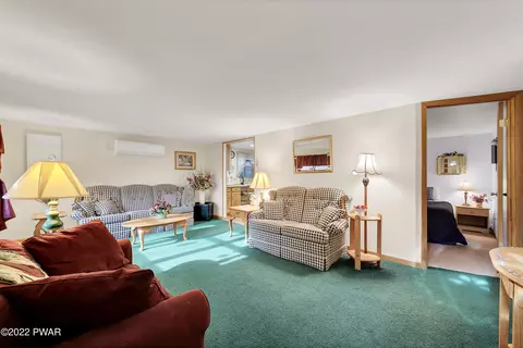 103 Timberwolf Ct, Dingmans Ferry, PA 18328 photo 11