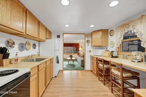 103 Timberwolf Ct, Dingmans Ferry, PA 18328 photo 15