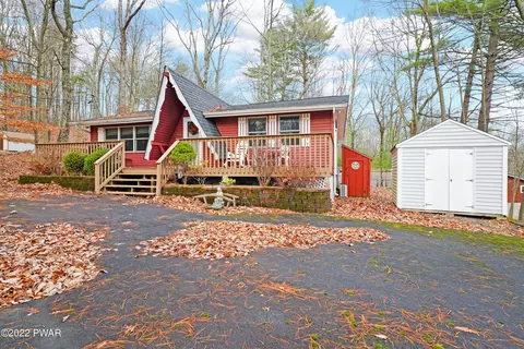 103 Timberwolf Ct, Dingmans Ferry, PA 18328 photo 2