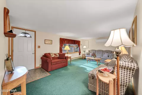 103 Timberwolf Ct, Dingmans Ferry, PA 18328 photo 13