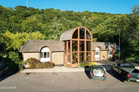 100 Park St, Honesdale, PA 18431