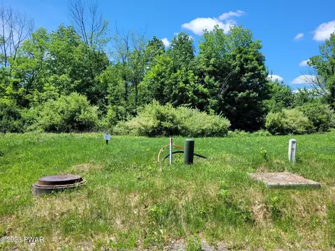 13 Summit View Ct, Honesdale, PA 18431