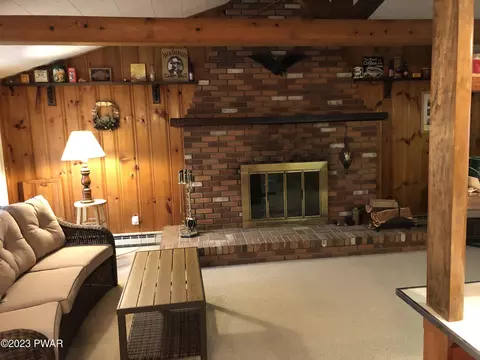 250 Doolan, Dingmans Ferry, PA 18328 photo 6