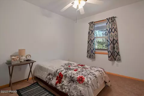 127 Spruce Rd, Tafton, PA 18464 photo 18