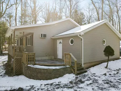 127 Spruce Rd, Tafton, PA 18464 photo 39