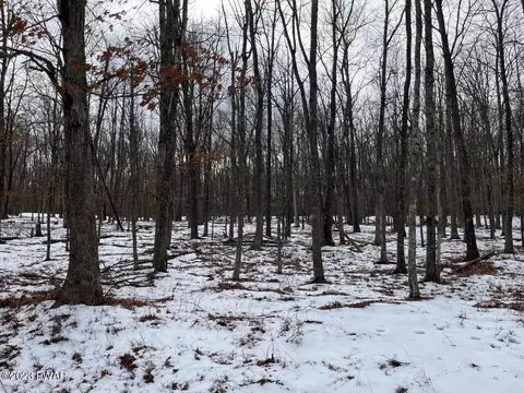 Deer Run, Hawley, PA 18428
