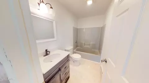 111 Nuthatch Ln, Bushkill, PA 18324 photo 17
