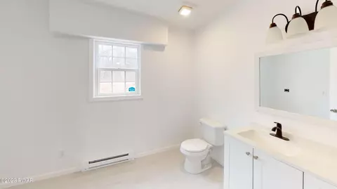 111 Nuthatch Ln, Bushkill, PA 18324 photo 15