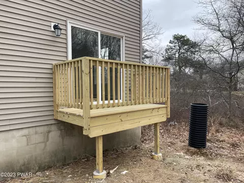 111 Nuthatch Ln, Bushkill, PA 18324 photo 5