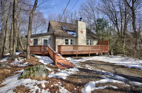 1909 E Lakeview Dr, Lake Ariel, PA 18436