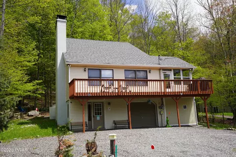132 Brookfield Rd, Lake Ariel, PA 18436